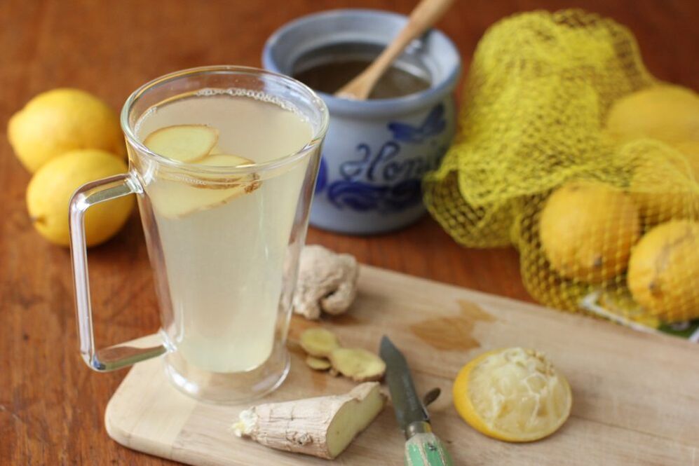 Бал жана лимон ширеси менен имбир лимонад